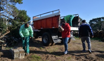 LA DIRECCIN DE DEPORTES ENTREG MATERIALES AL GOLF CLUB